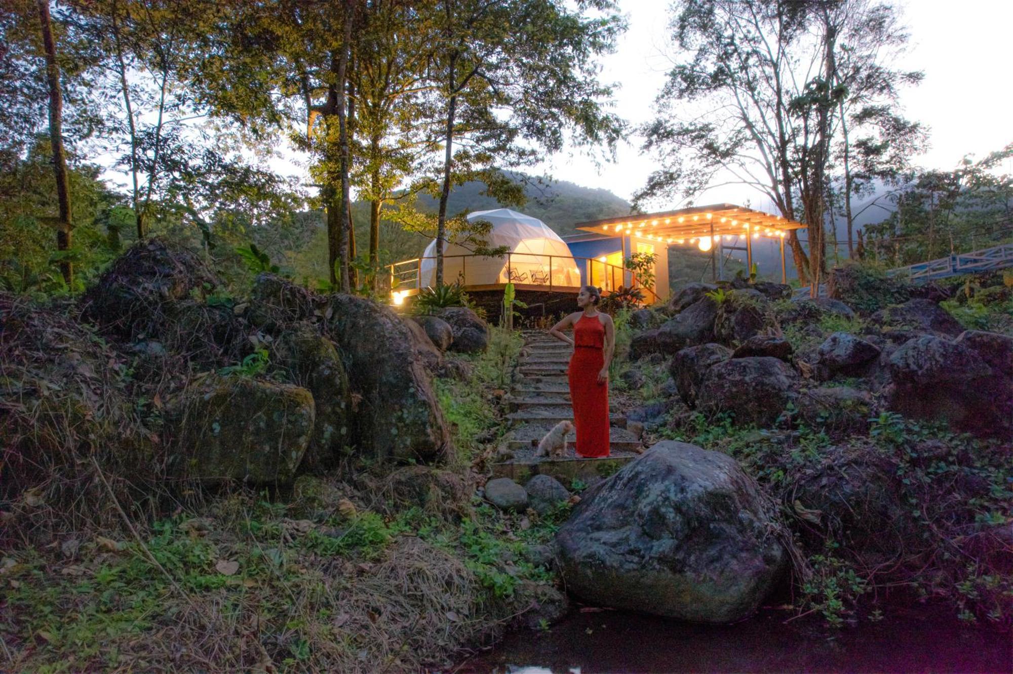 Bitzu Dome-Bijagua Riverside Glamping Экстерьер фото