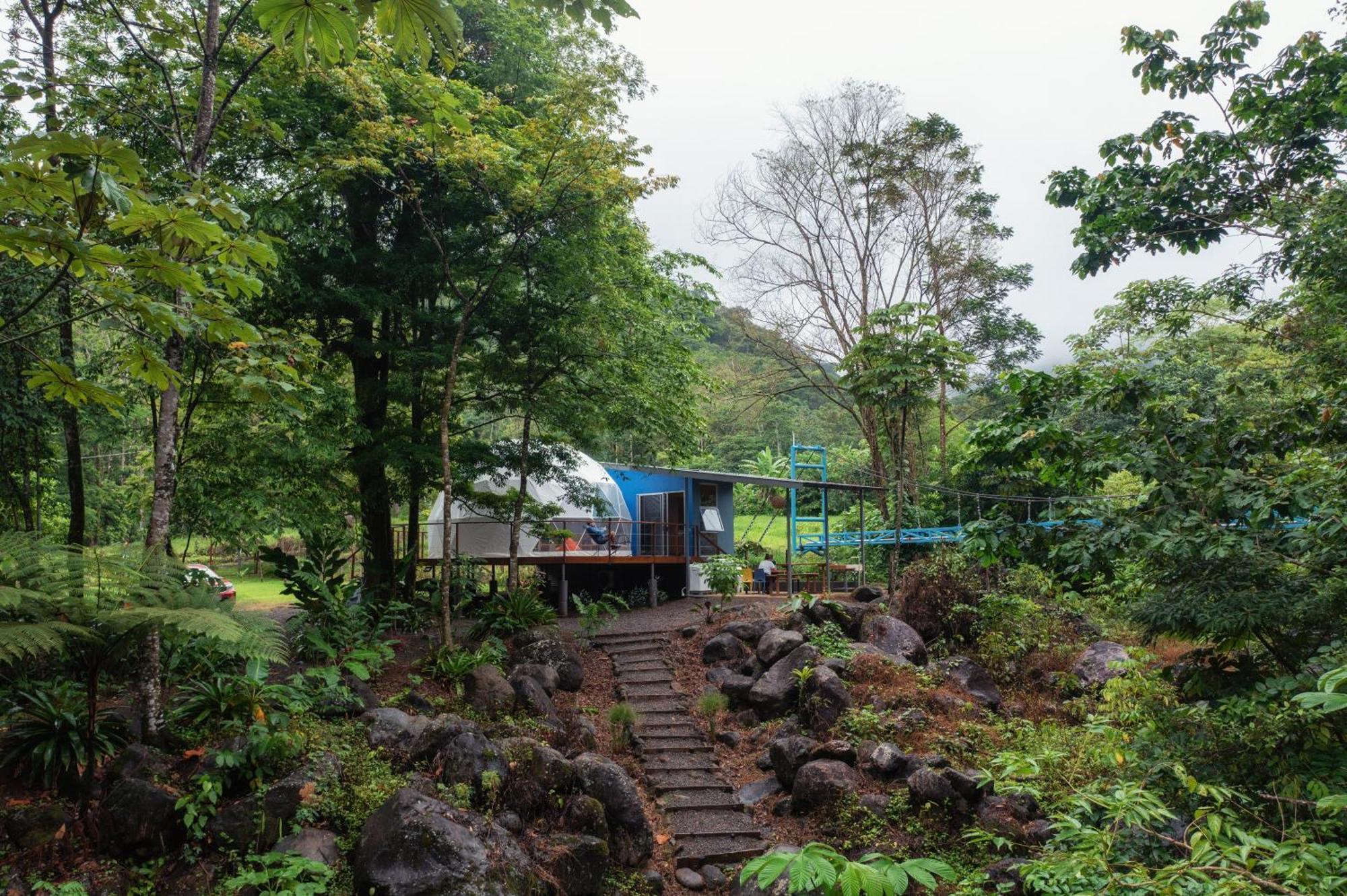 Bitzu Dome-Bijagua Riverside Glamping Экстерьер фото